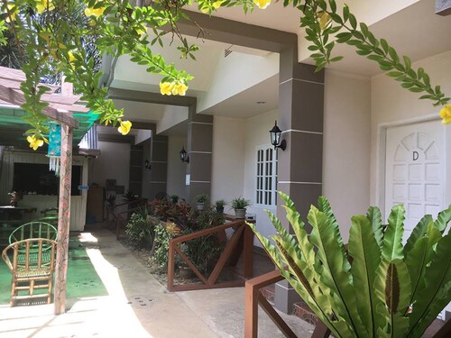 Puerto Princesa Pensions Ebookerscom - 