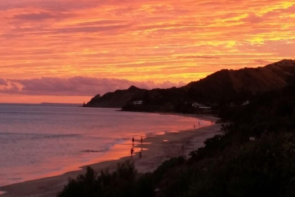 Wainui Absolute Beachfront Studio Unit Deals & Reviews (Gisborne, NZL