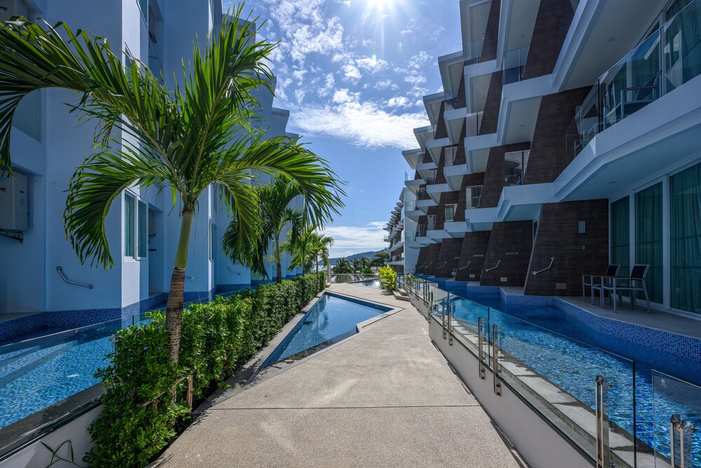 Photo - The Beachfront Hotel Phuket