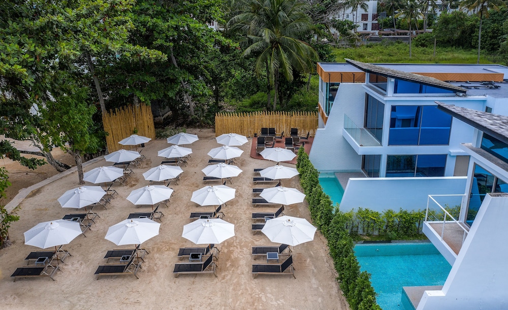 Photo - The Beachfront Hotel Phuket