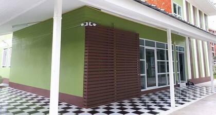 Avarin Place
