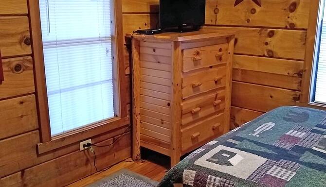 Bear Cabin Big Bear Cabin Rentals 2 Bedroom 1 Bath Vacation Rental 2021 Room Prices Deals Reviews Expedia Com
