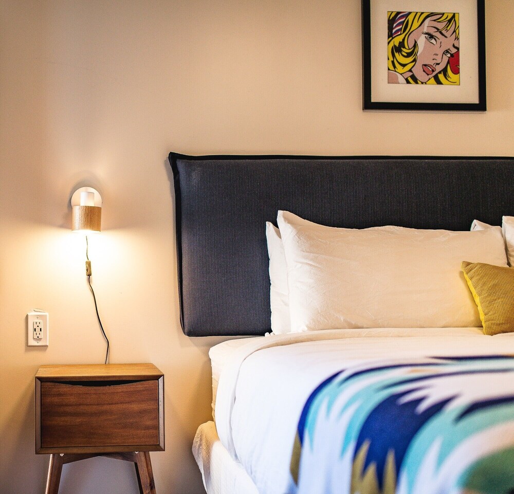 Stonewall Motor Lodge in Stonewall Best Rates & Deals on Orbitz