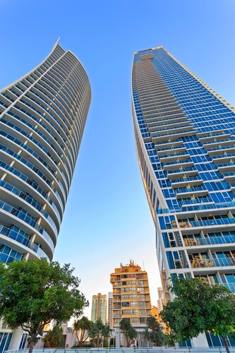 H Residences Level 17 River View 2019 Room Prices Deals - 