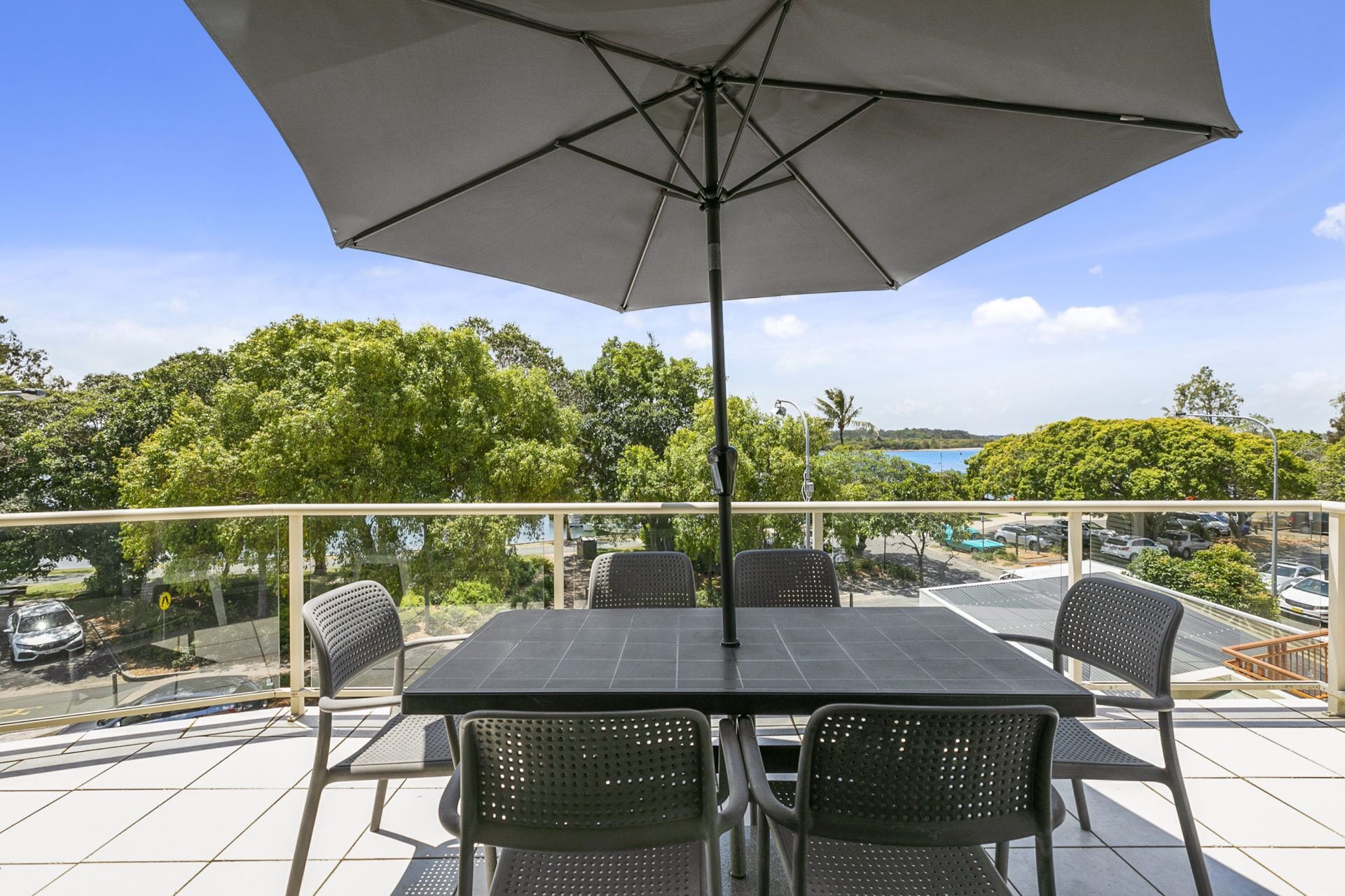Beautiful North Facing River Views at Noosaville - Unit 4 Riverside 235 Gympie Tce