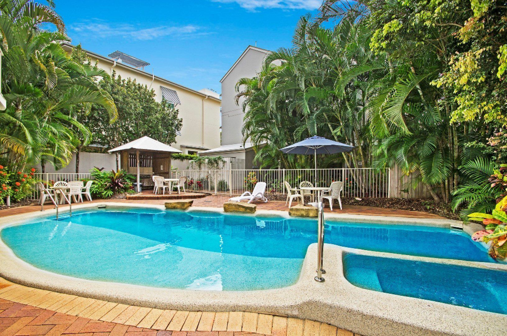 Beautiful North Facing River Views at Noosaville - Unit 4 Riverside 235 Gympie Tce