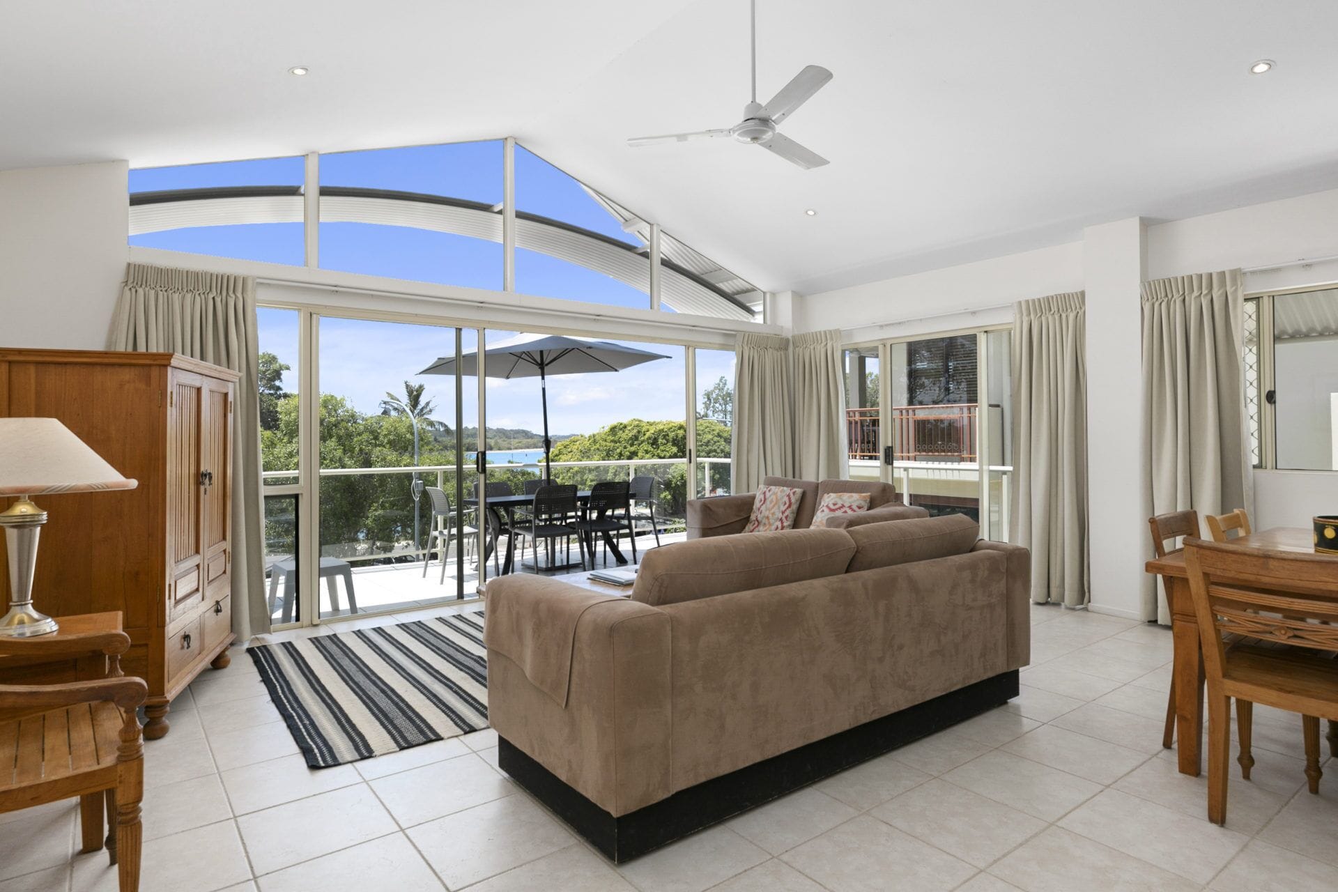 Beautiful North Facing River Views at Noosaville - Unit 4 Riverside 235 Gympie Tce