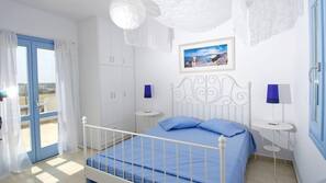 4 bedrooms, iron/ironing board