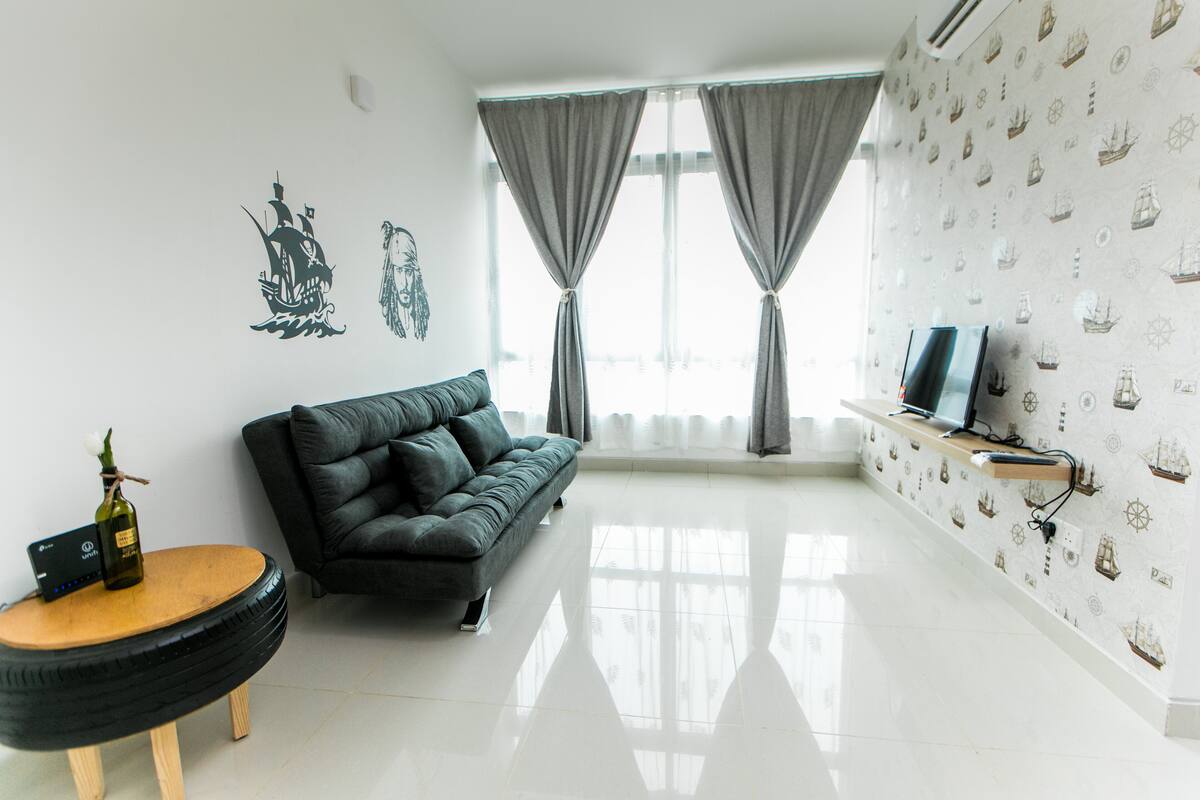 Pirates Of The Caribbean Cyberjaya Selangor 2020 Room Prices 35 Deals Reviews Expedia