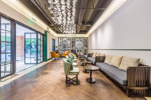 Hotels Near Hangzhou History Museum Hefang Street Find - 