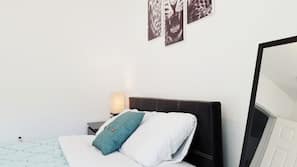 1 bedroom, iron/ironing board, WiFi, linens