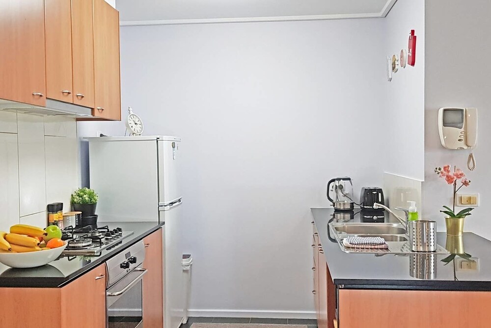 The Summit · Chic High Rise Condo with Skyline View Balcony