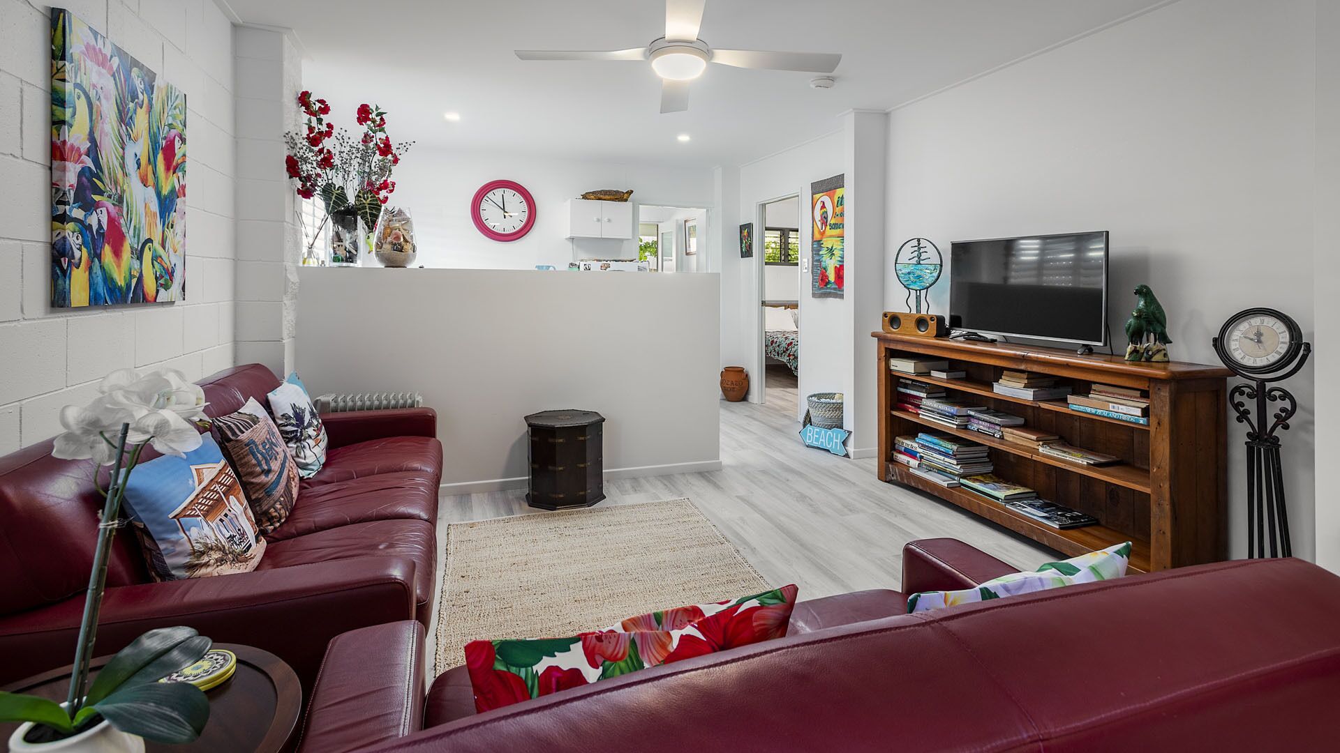 Beach Retreat Ideal for a Couple in Quiet Location Close to Town