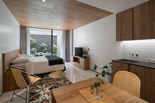 Cileungsi Vacation Apartments 15 Short Term Apartment