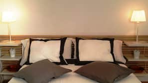 Down duvet, blackout curtains, free cots/infant beds, free WiFi