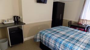 Laptop workspace, iron/ironing board, free cots/infant beds, free WiFi