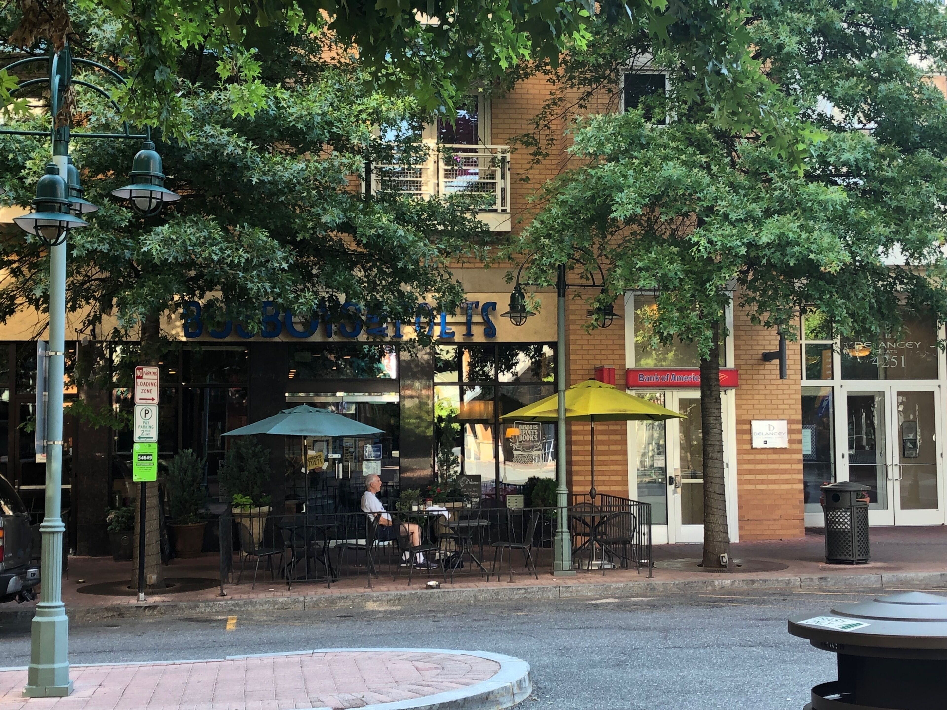 Welcoming Home & Community Near Dc(free Garage Parking, Wifi, & Coffee in Arlington, United States