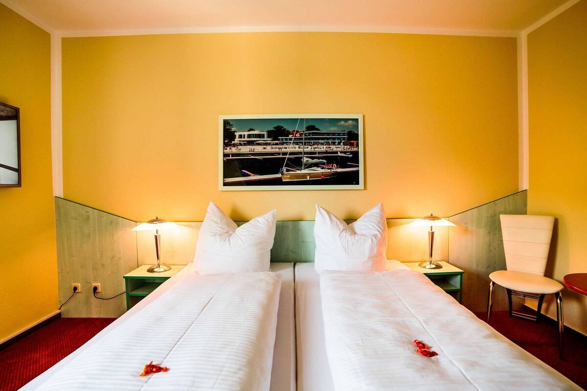 Parkhotel Double Room 3 Gastehaus Parkhotel Senftenberg 21 Room Prices Deals Reviews Expedia Com