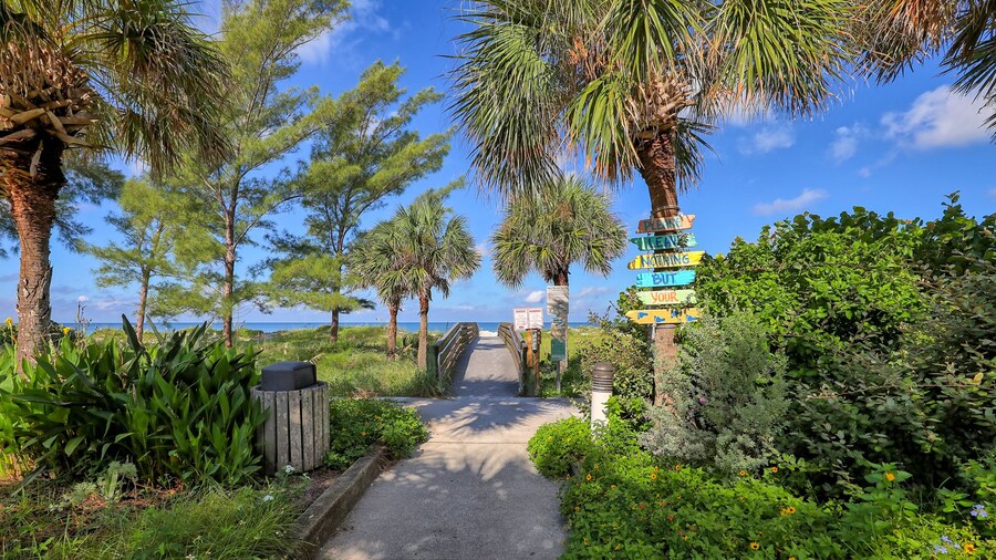 BeachTrail Lodging