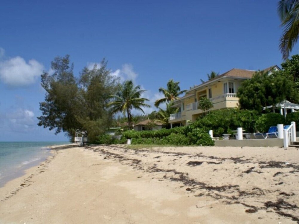 Coral Harbour Beach Apartment 1 Bedroom, Nassau Room Prices & Reviews