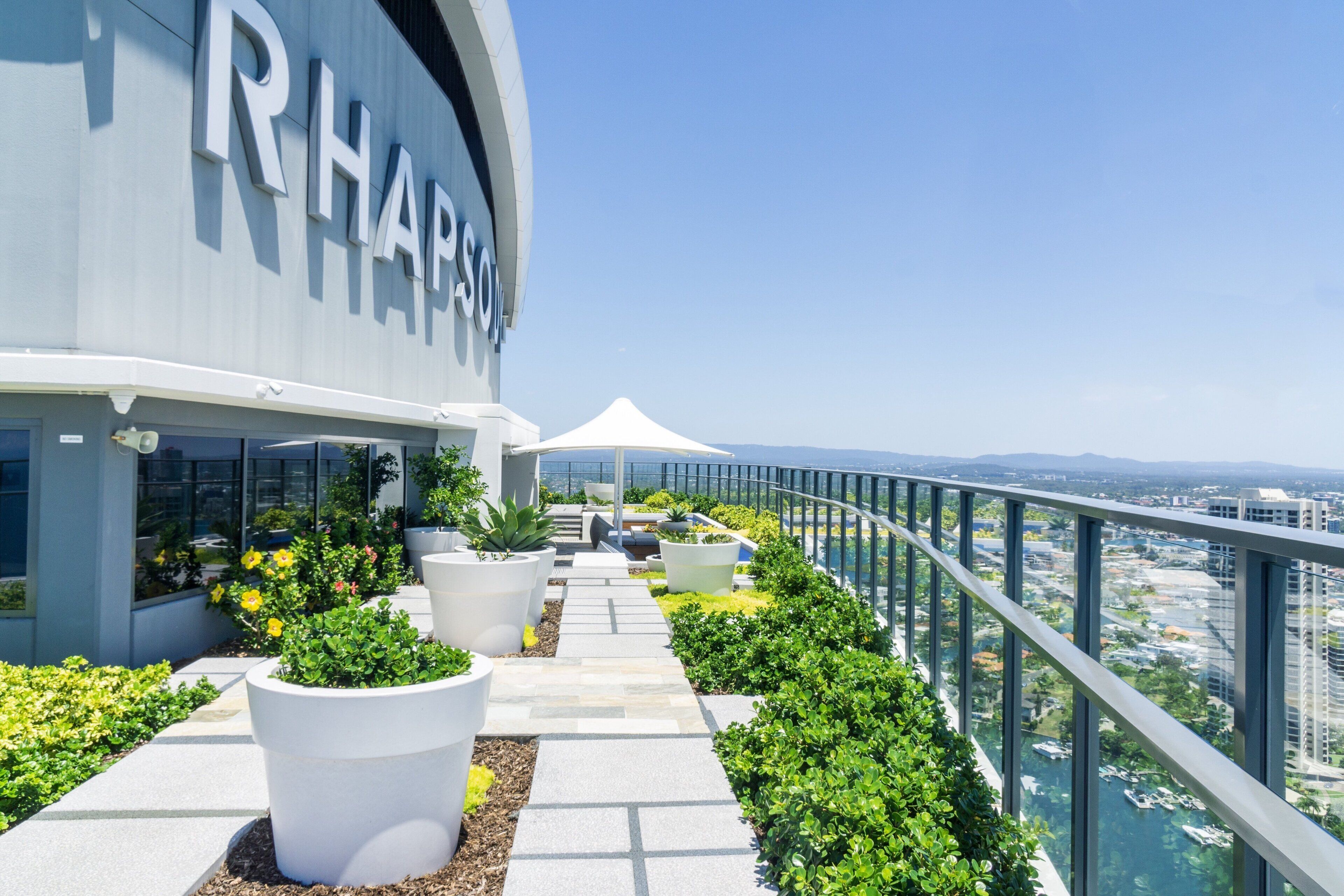 Incredible Ocean Views, Guaranteed High Floorapartment at Rhapsody Resort - Perfect for Families