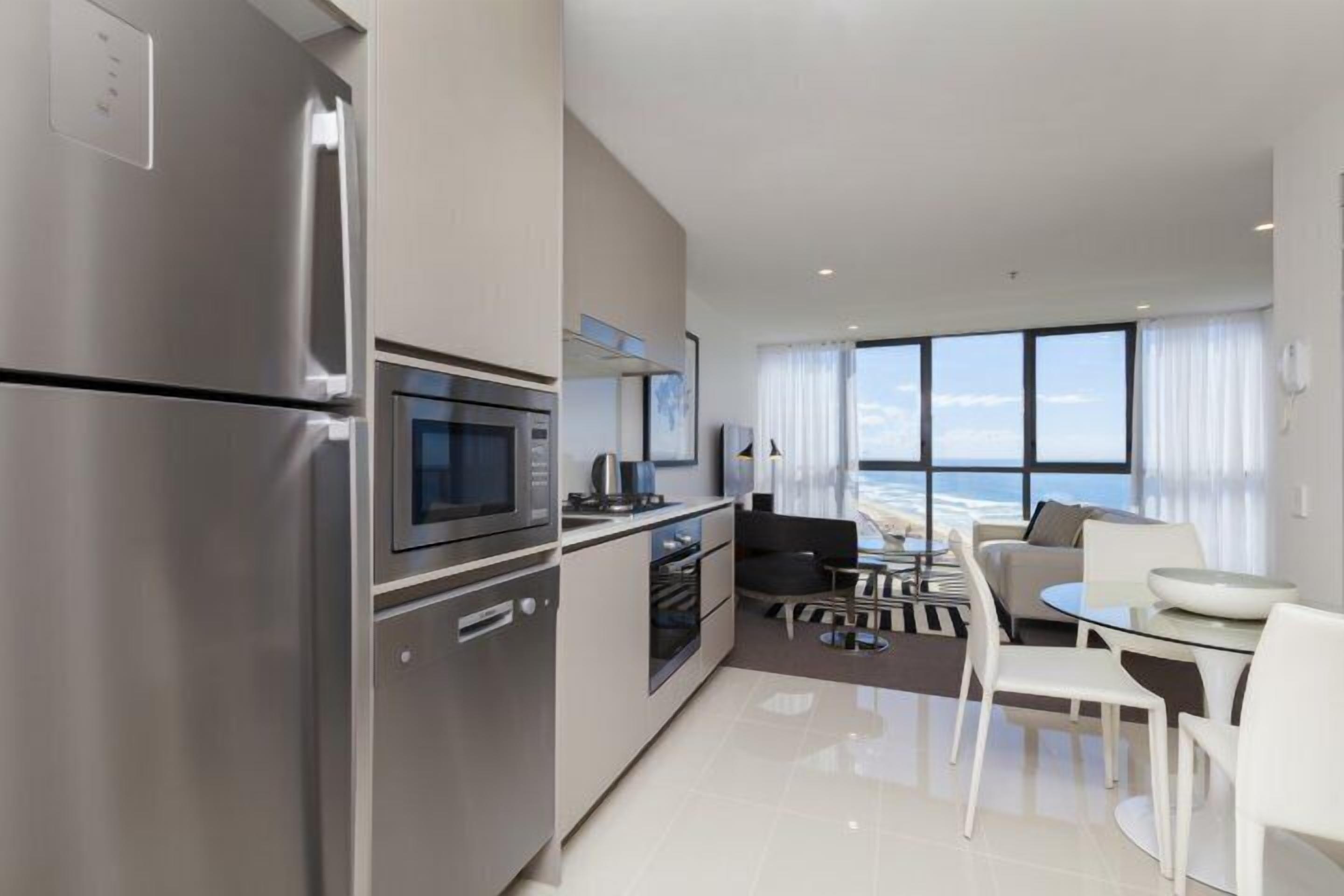 Ultimate Oceanside Living at Rhapsody Resort - Perfect for Couples