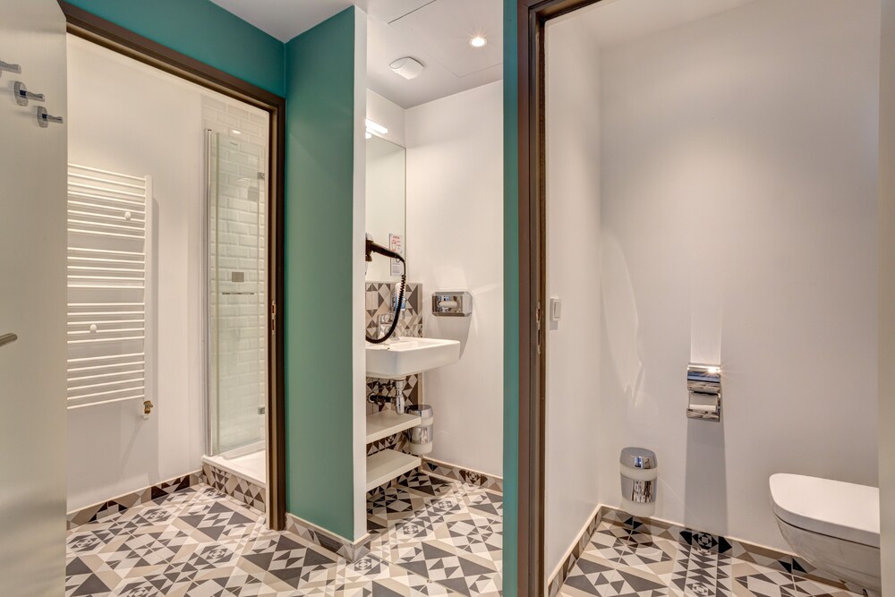 Photo - MEININGER Hotel Paris Porte de Vincennes