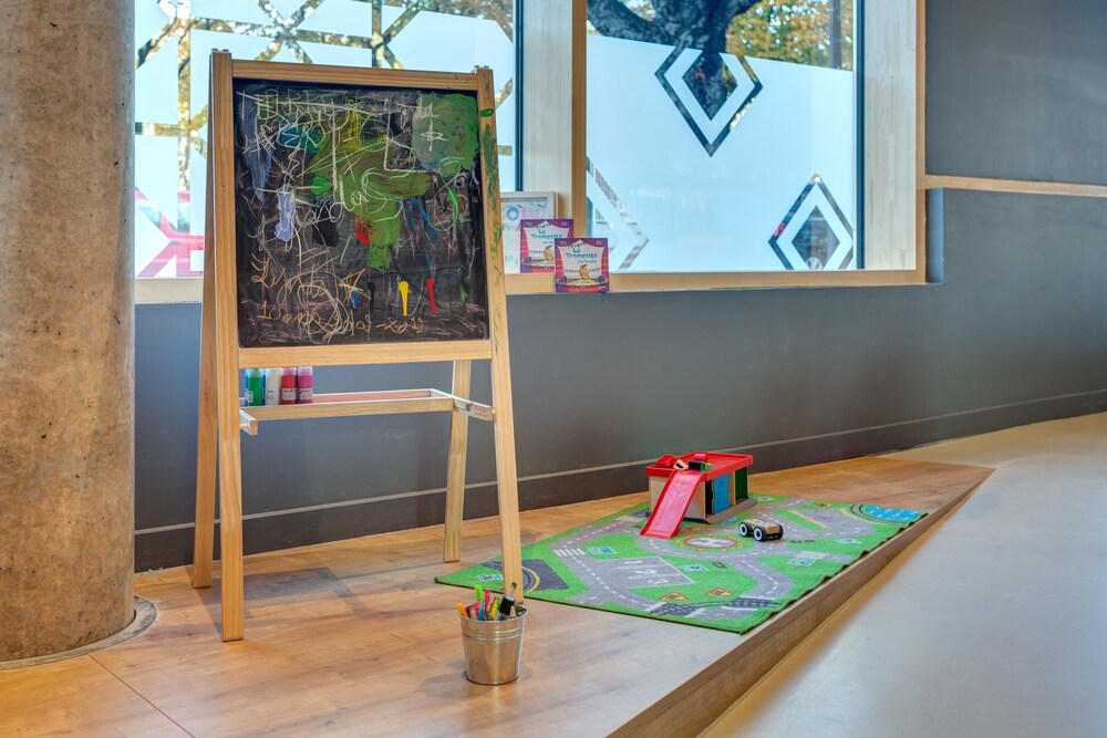 Photo - MEININGER Hotel Paris Porte de Vincennes