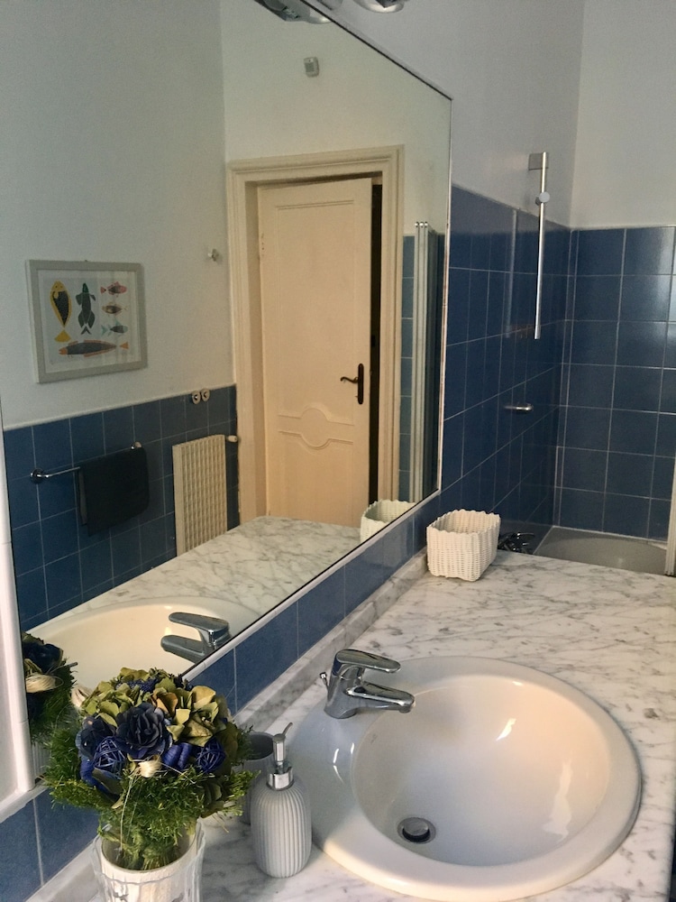 Photo - B&B Genova Centro