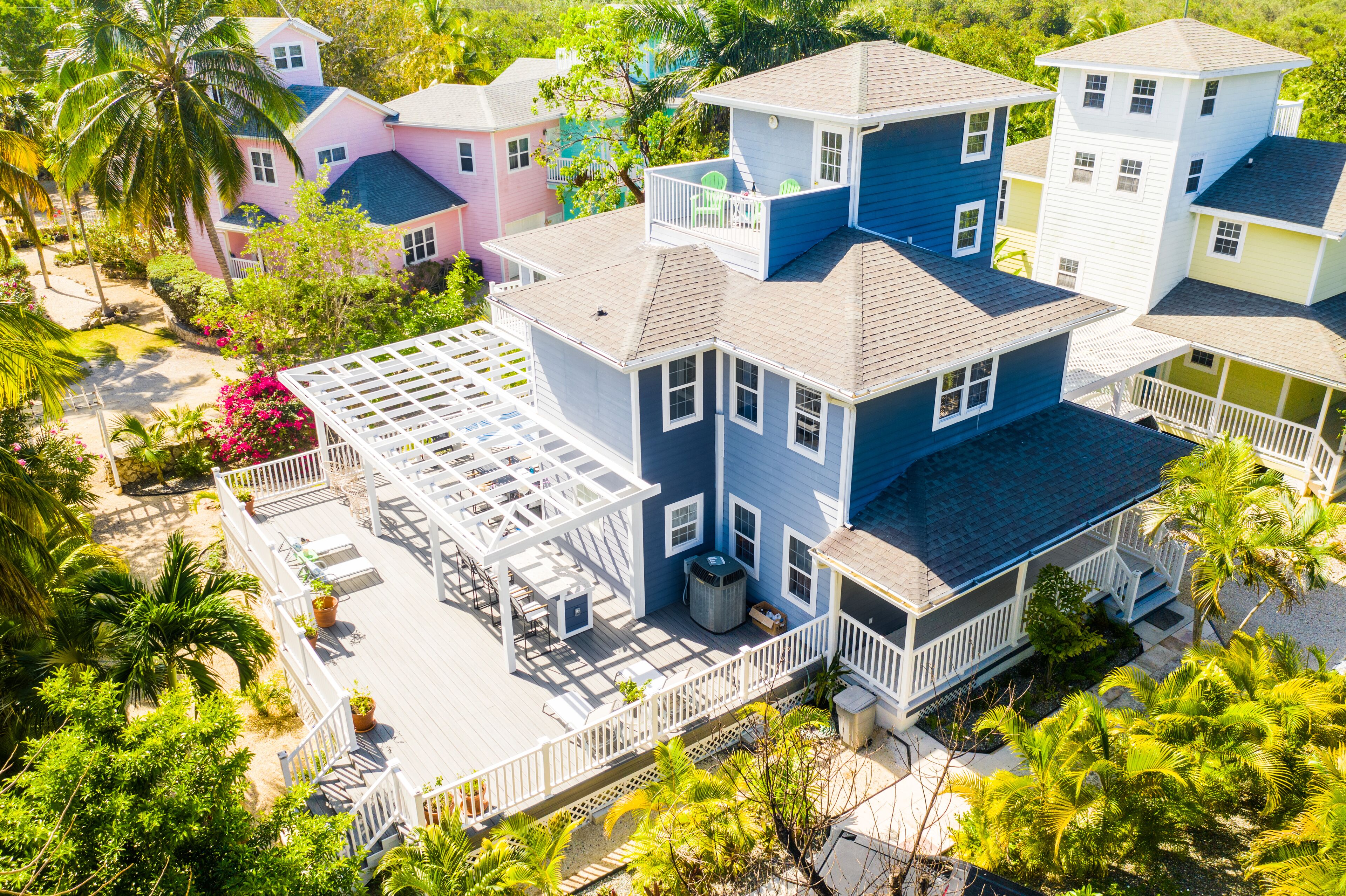 A Wave From It All - New Beach House Getaway in East End, Cayman Islands