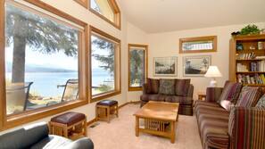 TV, fireplace, DVD player