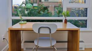 3 bedrooms, iron/ironing board, WiFi, linens