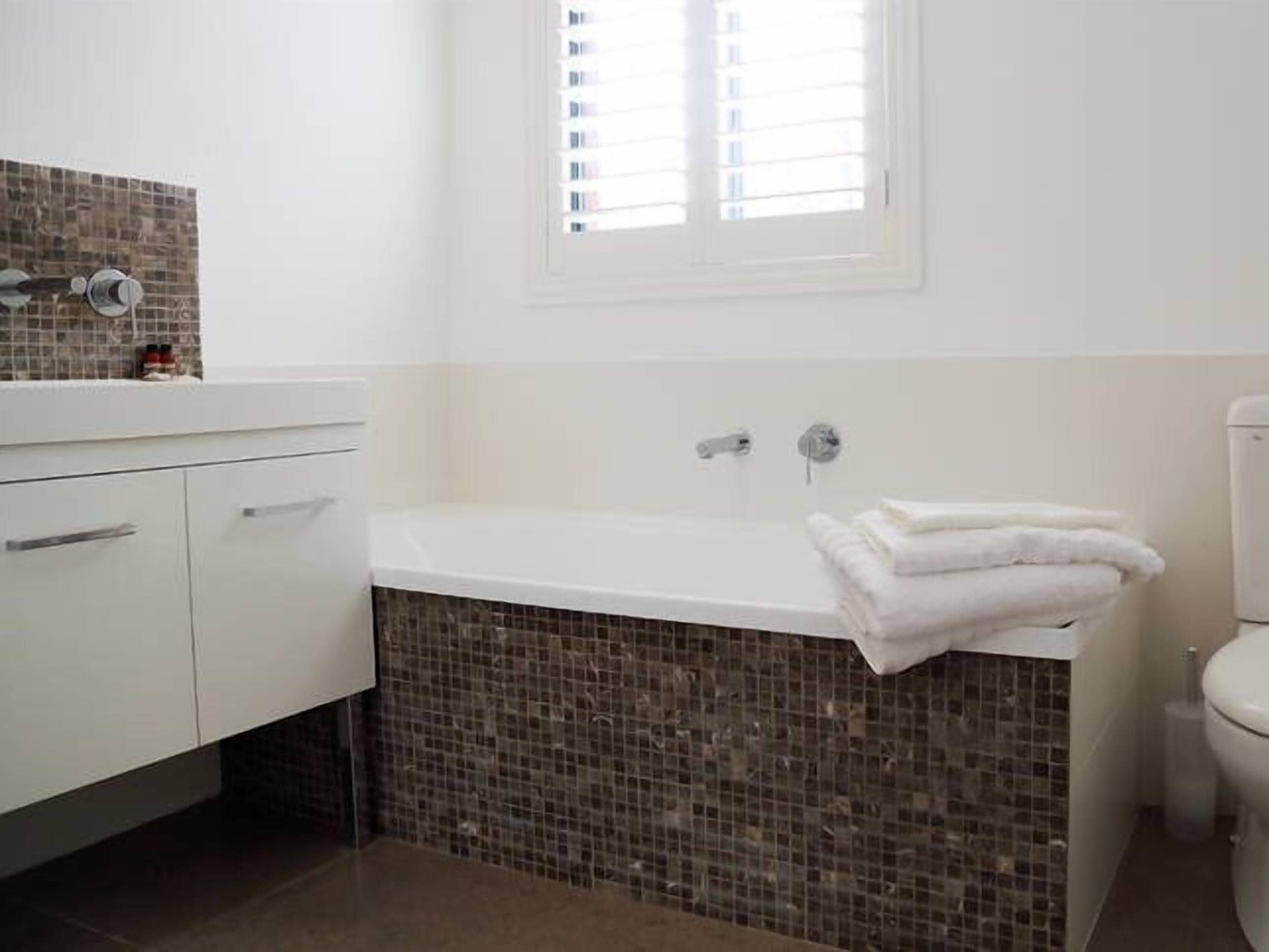 Haven on the Park -The Turner Suite