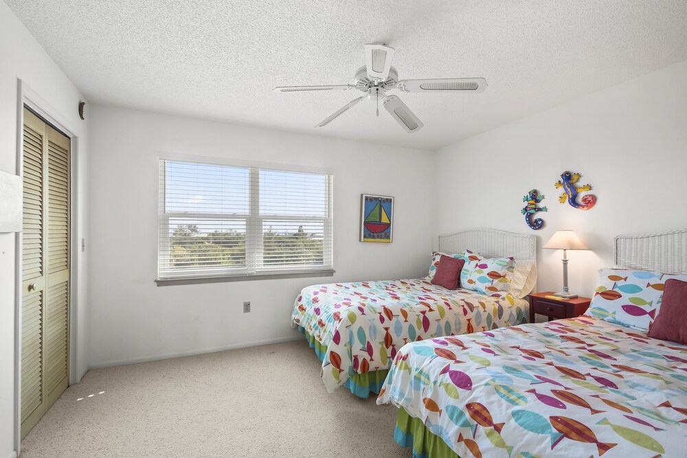 3 Bedroom beach front condo! Placida Vrbo