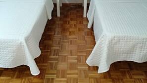 4 chambres, fer et planche à repasser, Wi-Fi, draps fournis