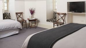 1 bedroom, minibar, individually decorated, individually furnished