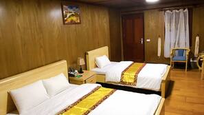 Minibar, két bảo mật tại phòng, trang trí khác biệt, bàn