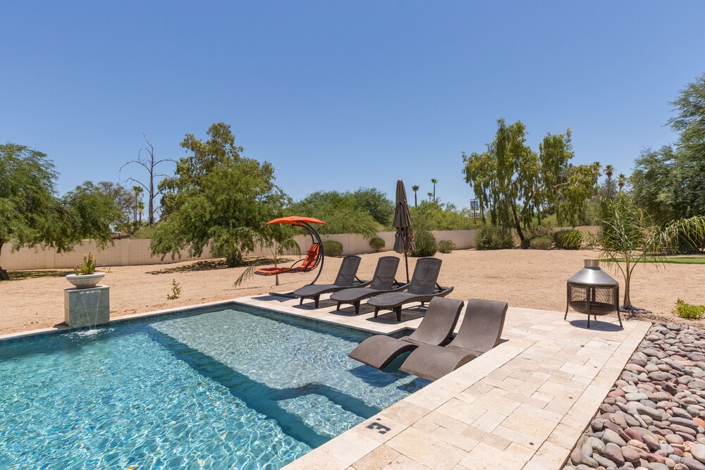 Brand New to VRBO! Paradise Valley Mansion on 1 Acre with Private Pool