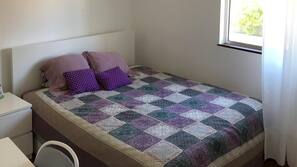 3 bedrooms, WiFi, linens
