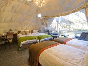 Free WiFi, bed sheets