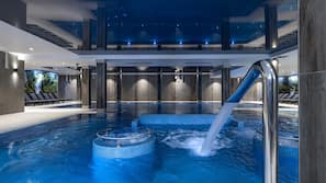 Innenpool, Cabañas (kostenlos), Liegestühle