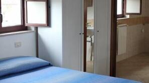Free WiFi, linens