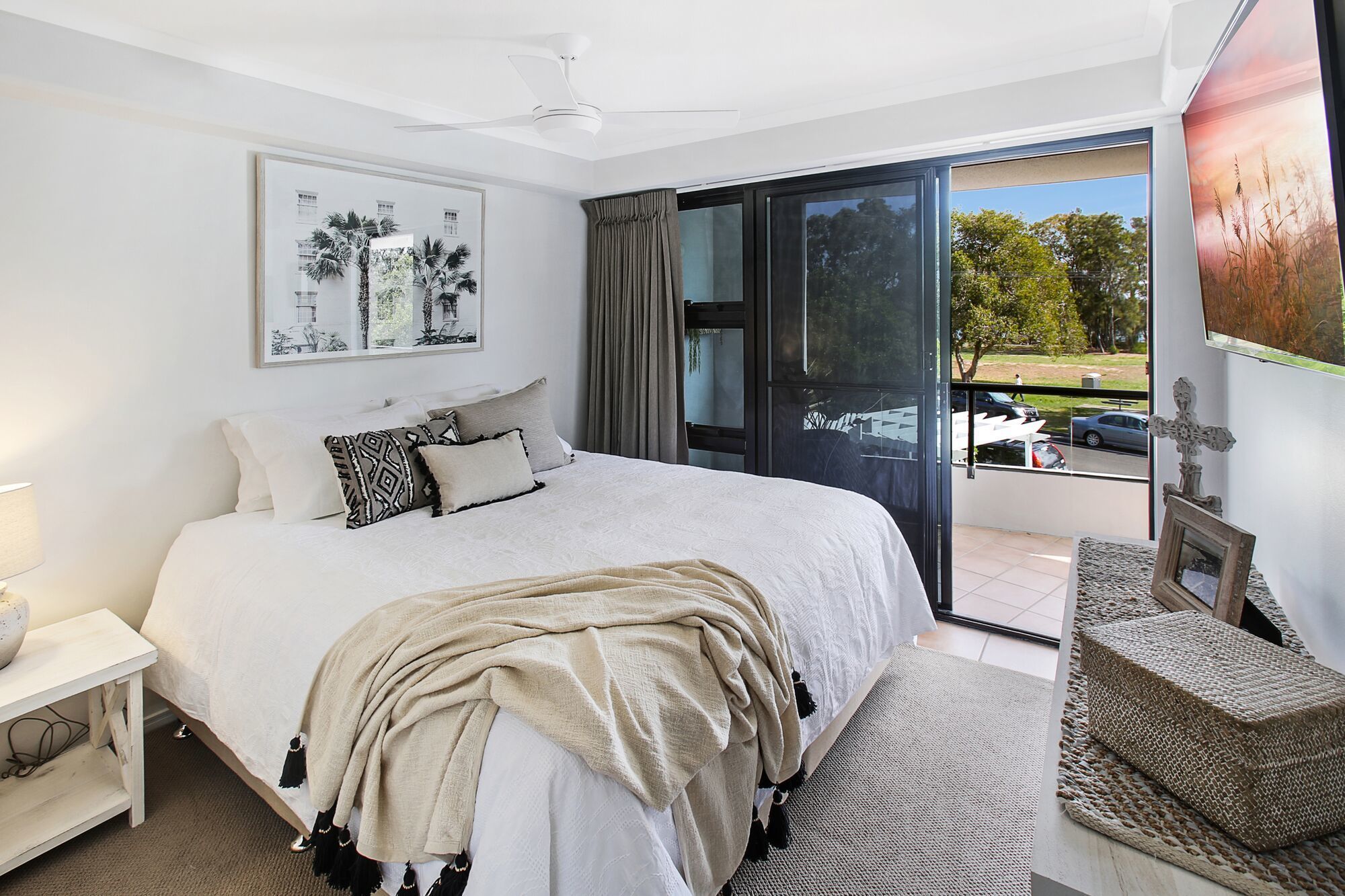 Cotton Tree Absolute Waterfront