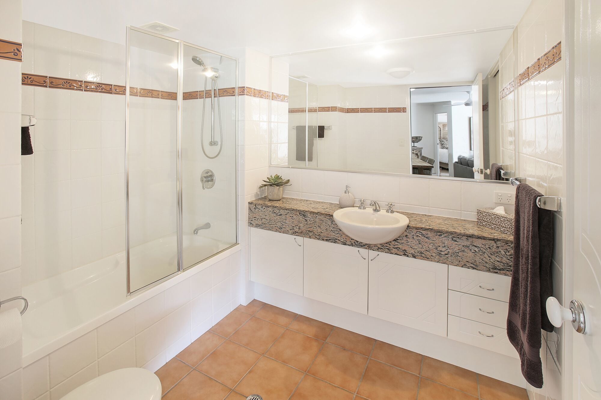 Cotton Tree Absolute Waterfront