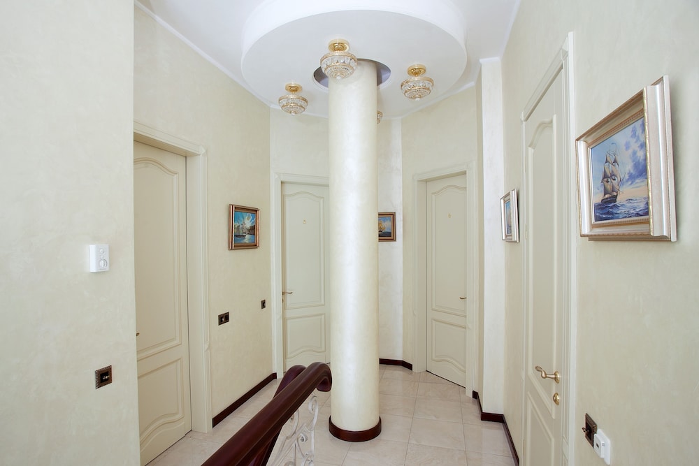 Photo - Bortnichi House