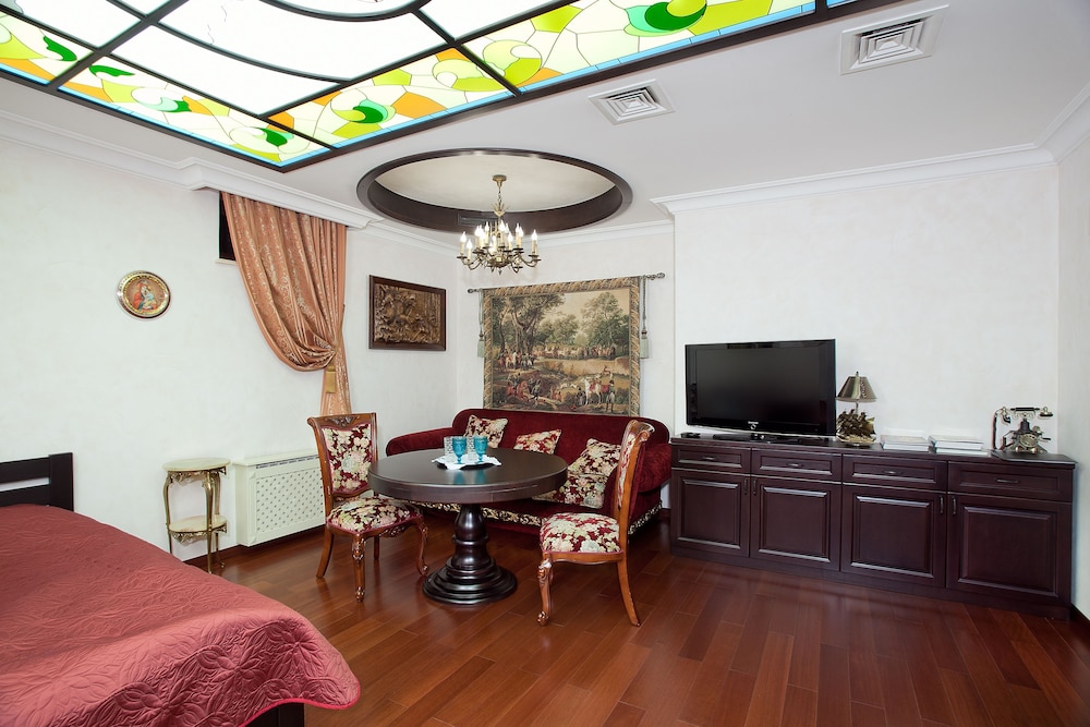 Photo - Bortnichi House