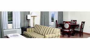 Premium bedding, Select Comfort beds, in-room safe