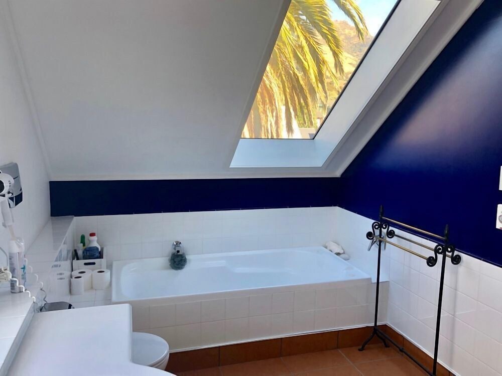 The Bruce Waterfront Apartments by AVI in Akaroa Best Rates & Deals