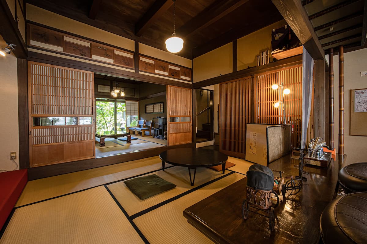 古き良き時代の暮らしを楽しむ 内子おさんぽ旅 愛媛 内子 伊予 松山の旅行モデルコース こころから 古き良き時代の暮らしを楽しむ 内子おさんぽ旅 愛媛 内子 伊予 松山の旅行モデルコース こころから