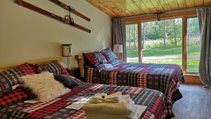 Blackout curtains, free rollaway beds, free WiFi, linens